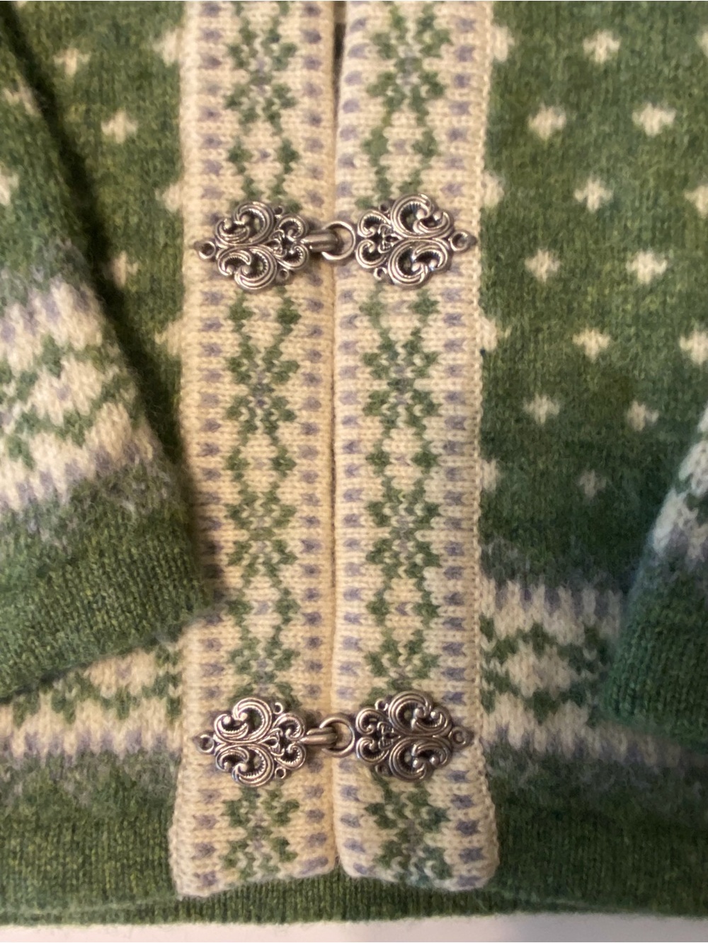 Susan Bristol Green and Cream Wool Cardigan - Picture 6 of 6
